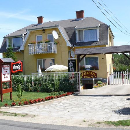Hotel Haus Liberty Balatonlelle Exteriér fotografie